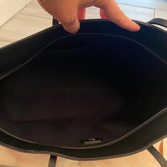 Fendi Monster Vitello Elite Cuojo Buggies roll tote Pink Tote with Black Accents - Picture 6 of 14